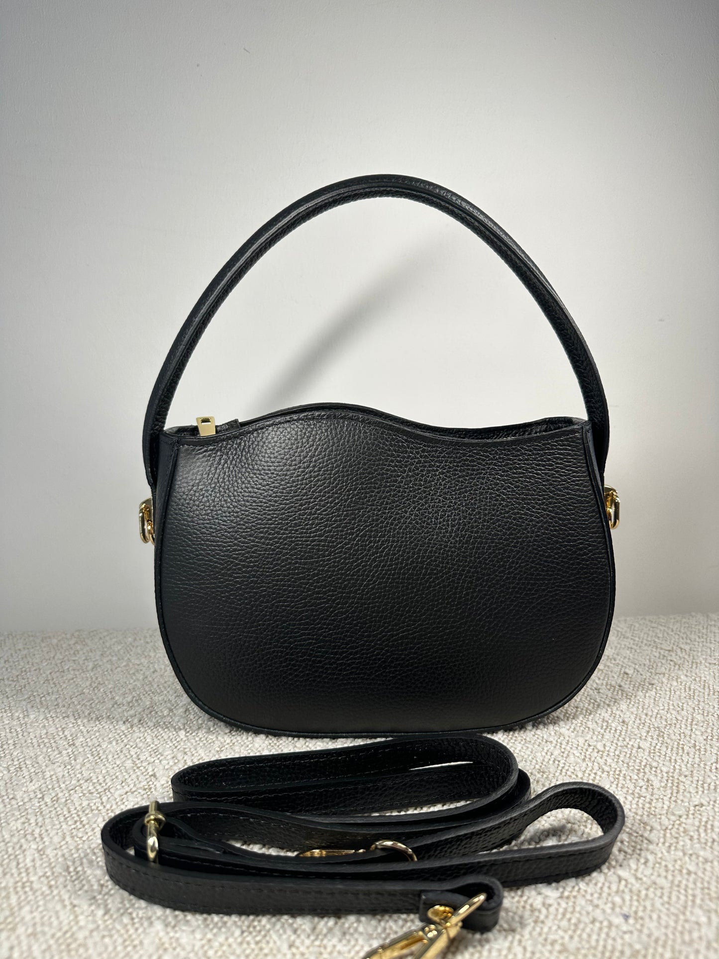 Le sac noisette noir