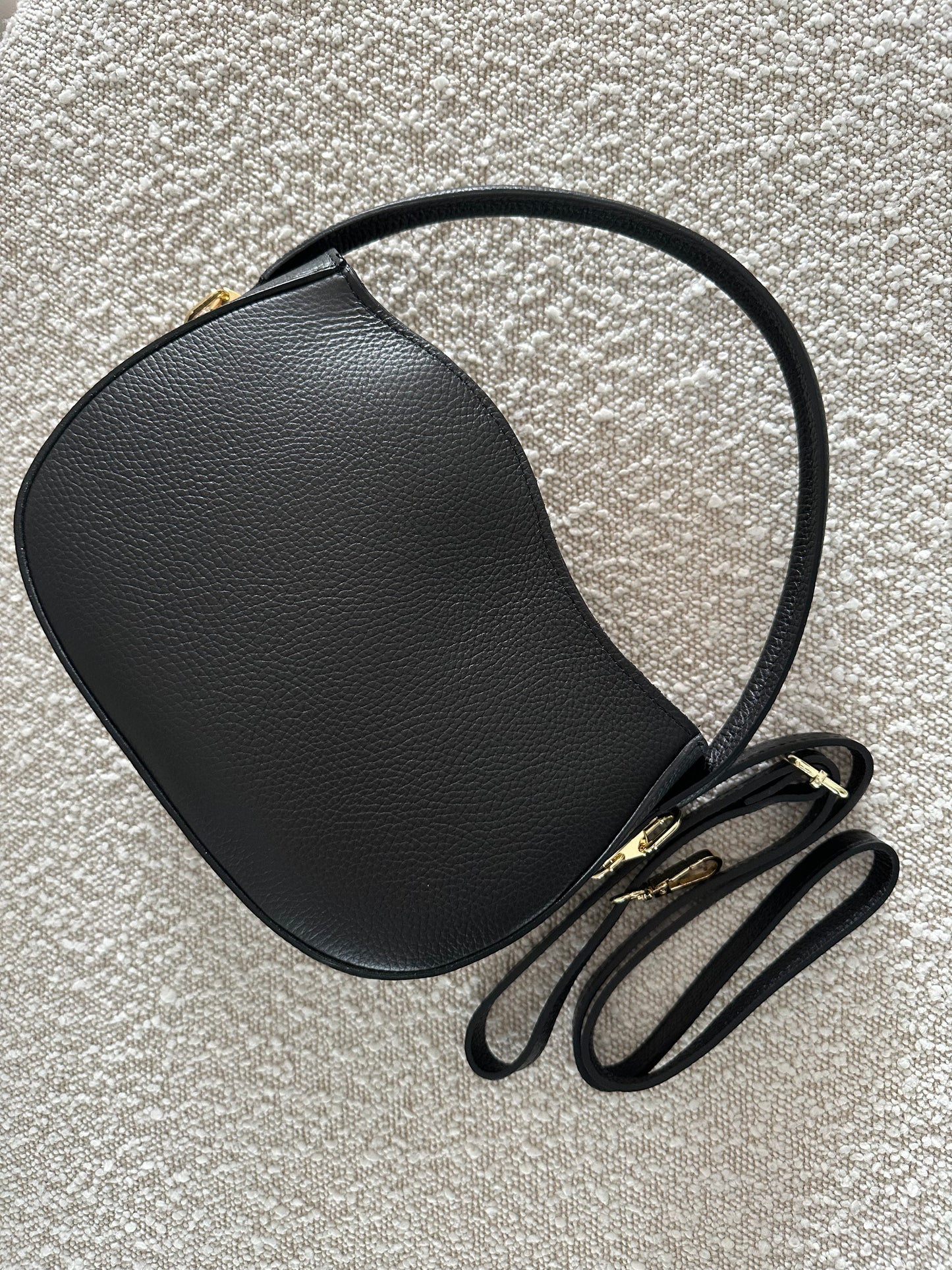 Le sac noisette noir